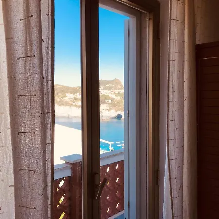 Cala Feola Immobilevante Lejlighed *