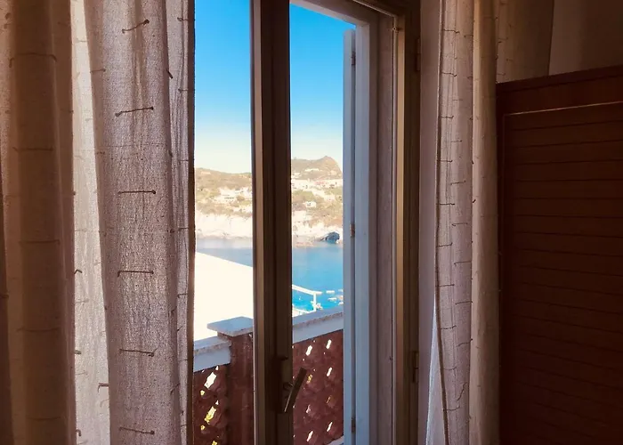 Cala Feola Immobilevante Апартаменты *