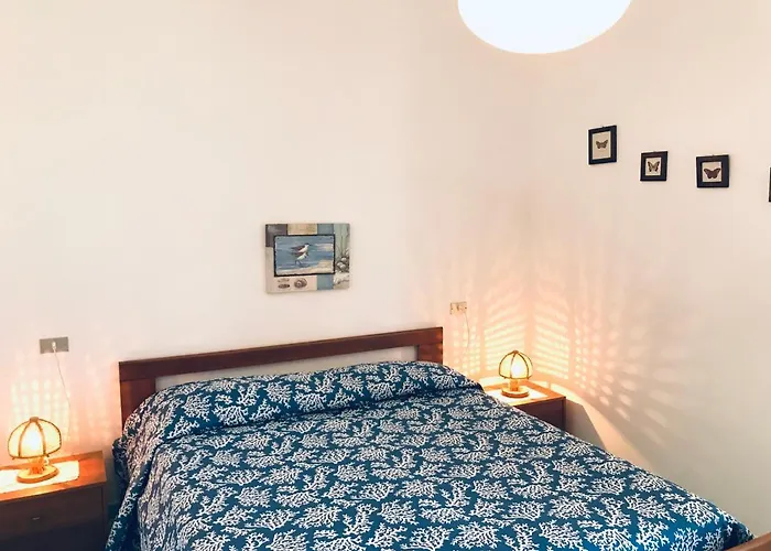 Cala Feola Immobilevante * Понца