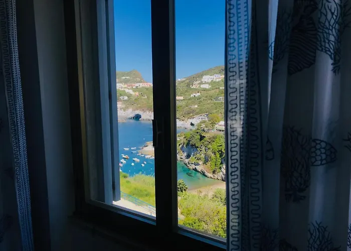 Апартаменты Cala Feola Immobilevante Понца